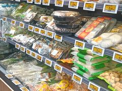 -三只松鼠生活馆(芜湖弋江金鹰店)