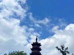 -龙华寺