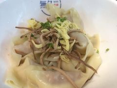 三鲜开洋馄饨-無夕·小笼(大东方百货店)