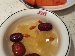 银耳羹-三人行骨头王火锅(长寿店)
