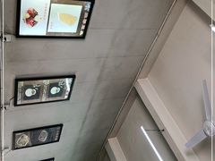 -啰啰冰屋(景洪总店)
