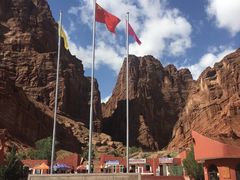 -天山神秘大峡谷