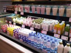 -巴黎贝甜(大宁国际商业广场店)
