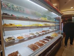-哈尔滨小酒馆·鲜肉现穿自助烧烤(康新花园店)
