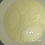 太馋蛋糕了，做了一个巧克力戚风蛋糕，狂放可可粉