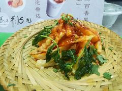 石屏豆腐，豆花饵丝，炸洋芋，耙肉饵丝，泡鲁达-小北饵块&饵丝之滇(南锣鼓巷店)