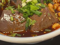-冯烫烫跷脚牛肉·川菜小馆(武胜西街店)