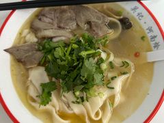 -关记·河南烩面·大盘鸡