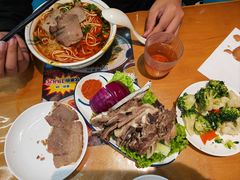 -伊京轩兰州牛肉面(闹市口店)