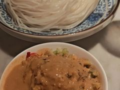 -尚尚仙·酸汤猪手·猪肚鸡火锅(华联万柳购物中心店)