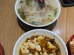 -三好食堂(煎饺·馄饨·肉饼米线·盛世广场店)