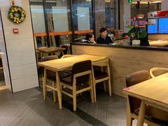 大堂-小六汤包·老字号·中华名小吃(兴庆路店)