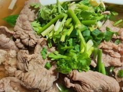 -大众跷脚牛肉馆·非遗传承单位(峨眉山店)