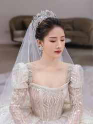 -LOVINA洛维娜婚纱礼服