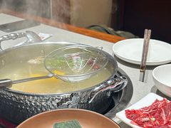 -四点金粥底火锅(沂州里店)