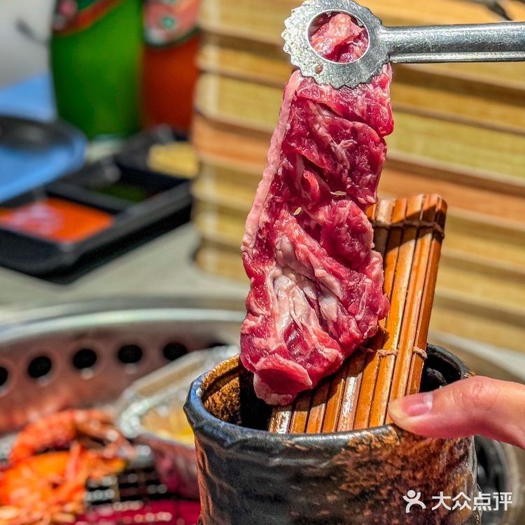 市中心不到一百吃原切谷饲自助烤肉！性价比贼高！