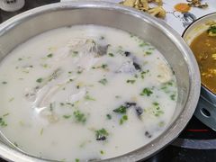 -雪野鱼头大王邢府公老店(雪野湖店)