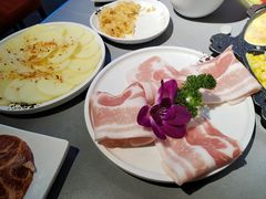 -盛辛巴·东北炭火烤肉(托乐嘉店)