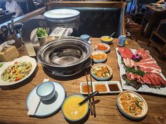 -明洞阿姨·韩式酱蟹烤肉·创意料理(三元桥店)