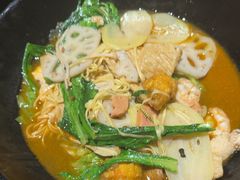 -万记麻辣烫国展总店