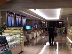 -月色西餐厅·海鲜刺身·烧烤(科学城保利郡雅酒店)