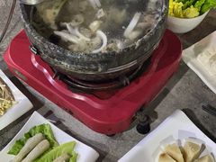 -墨脱石锅椰子鸡•香草鸭•东山羊(大东海店)