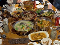 -隔壁老王·家常云南菜(花巷店)