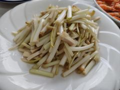 -天乐农家鱼头王(天目湖店)