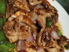 溜三样-新乡饭店