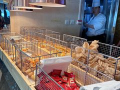 -中央电视塔旋转餐厅