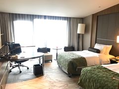 -上海滴水湖皇冠假日酒店