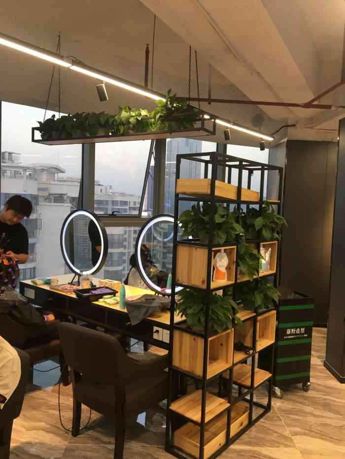 藤野造型(厦门罗宾森店)-"【项目】剪发这一但剪了短发就停不下来了.