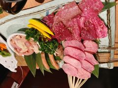 -炼火烤肉店