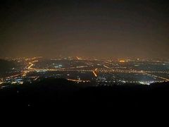 -鬼笑石后山停车场