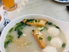 至潮鱼蛋片头河-翠华餐厅(香港国际机场店)