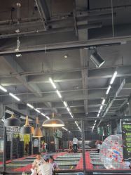 -零重力蹦床空间·滑梯·海洋球·团建(奥特莱斯店)