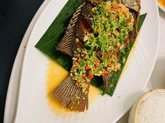 香茅草捆鱼-浩海火燒雲傣家菜(芮欧百货店)