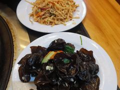 -象牙山铁锅炖(汇东郦城店)