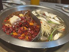 -沸炉重庆老火锅(军事博物馆店)