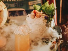 -LONG BAR 廊吧(外滩华尔道夫酒店)