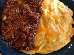 红烩牛肉蛋包饭-羽深肉铺 Steak & Wine