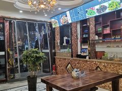 露天位-安泊尔牛肉面(北滨河路店)