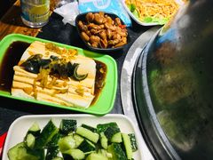 -地锅公社·现炒地锅鸡·地锅鱼·夜宵(罗锦路店)