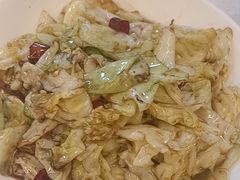 -阿瓦山寨·湘菜现炒·剁椒鱼头王(咸阳总店)