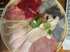 -城墙拐拐火锅(三峡广场黑金冠店)