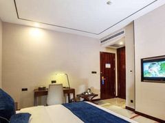 -蓝蔻酒店(深圳东站布吉万象汇店)