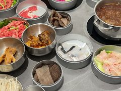 -晓沸牛肉海鲜小火锅(白湖亭万达广场店)