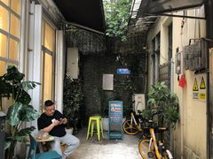 -玫瑰咖啡(中山六路店)