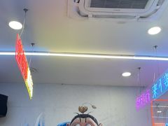 -哈灵现炒本帮面(宁波路店)