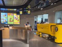 -麦当劳(龙阳路店)